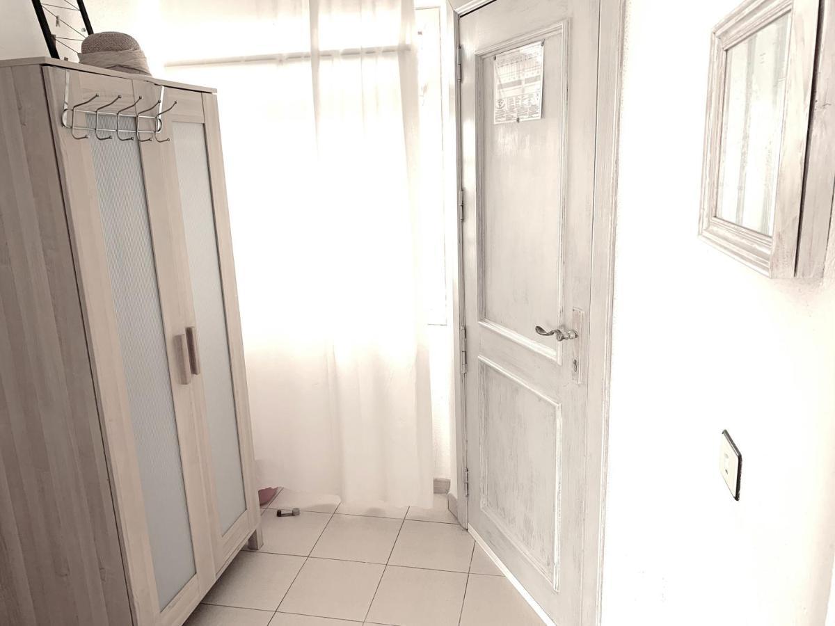Ocean Breeze And Seaview Resort アデヘ エクステリア 写真