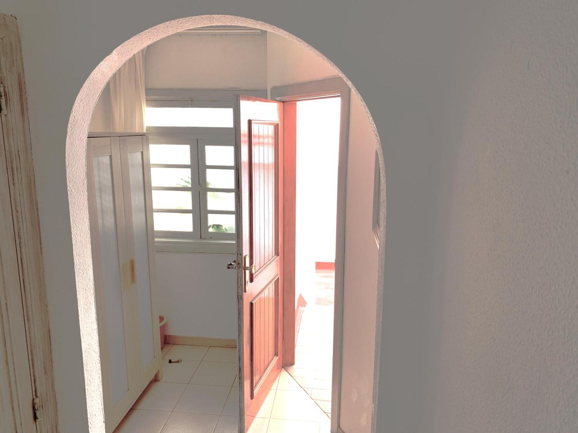 Ocean Breeze And Seaview Resort アデヘ エクステリア 写真